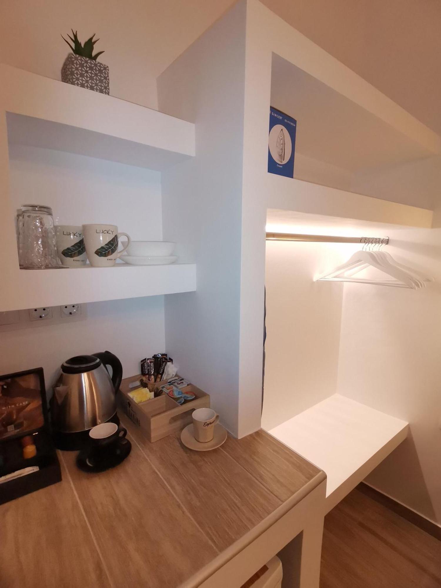 Litsa Apartment