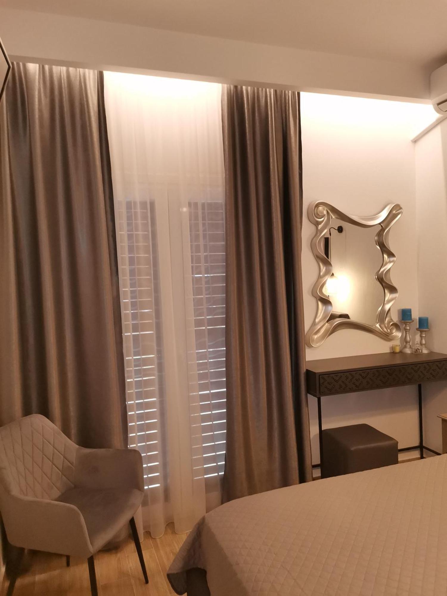 Litsa Apartment *